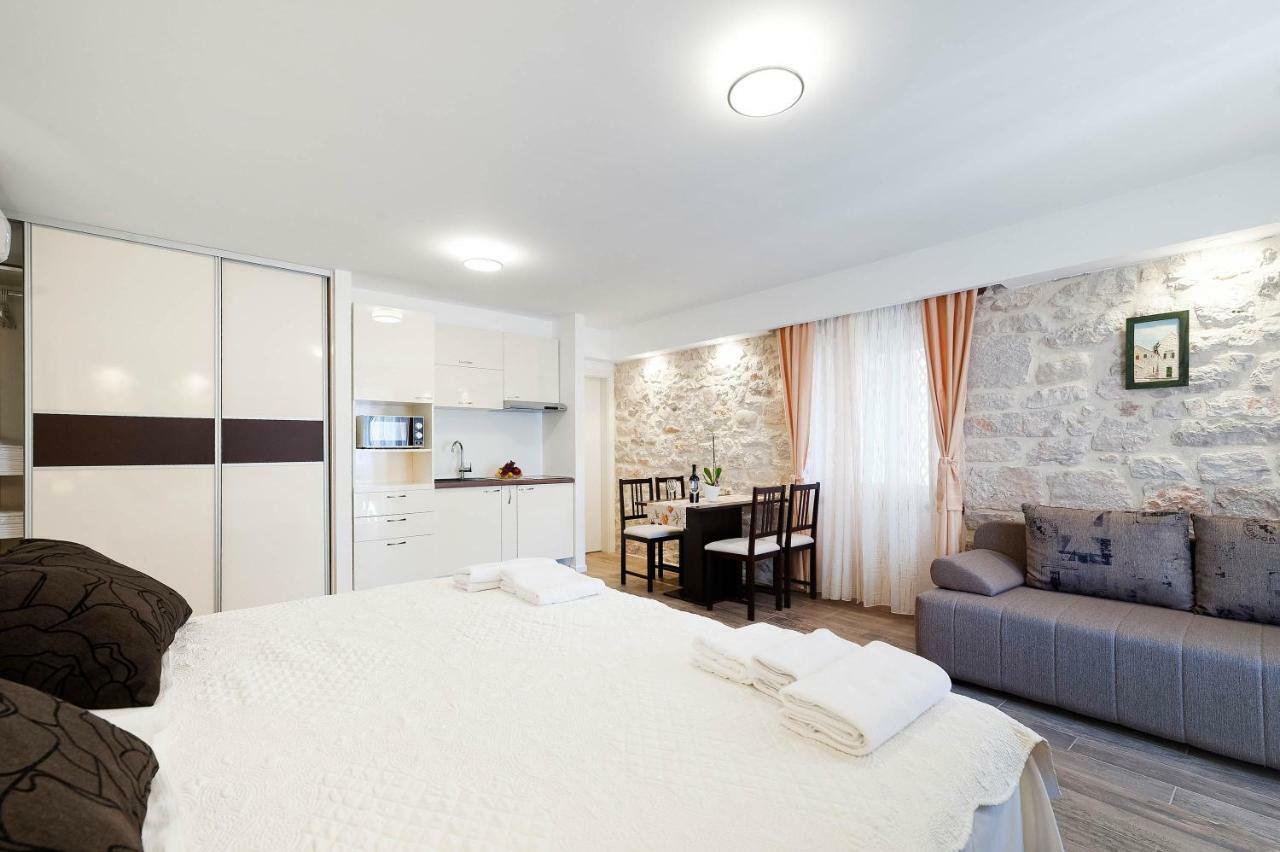 Apartments Palace Rialto Sibenik Ngoại thất bức ảnh